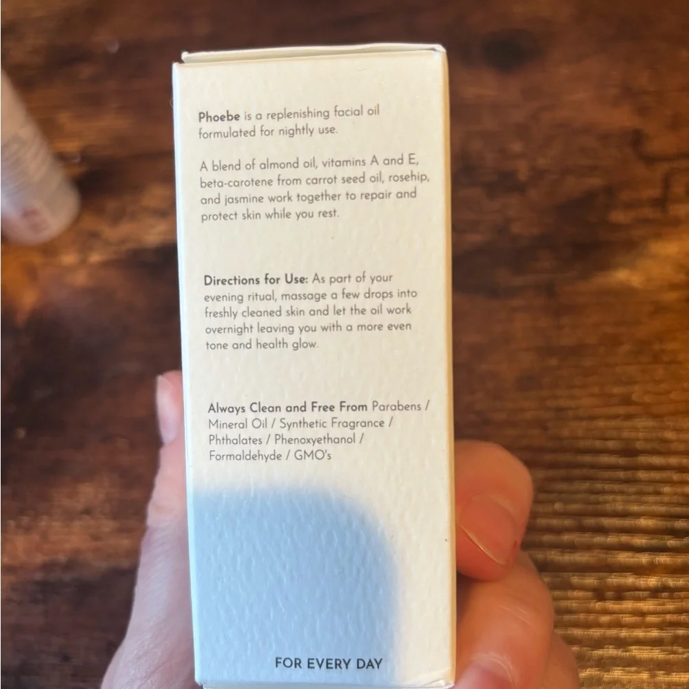 NWT Face Skincare Bundle - Picture 4 of 9